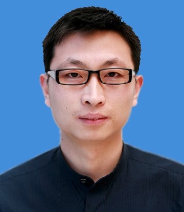 曾庆伟.jpg